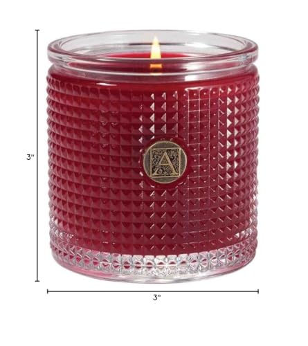 Aromatique The Smell of Christmas ambient dining table setting for entertaining.