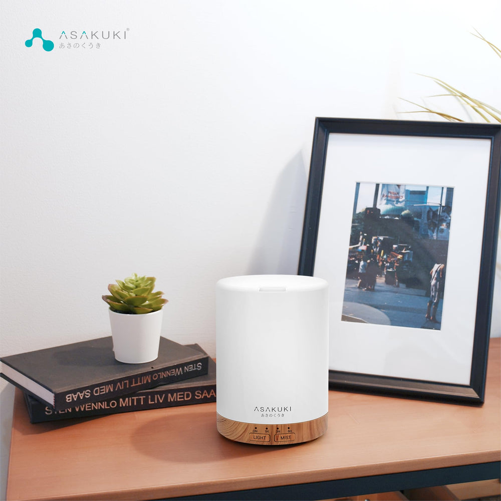 ASAKUKI diffuser front view highlighting sleek design.