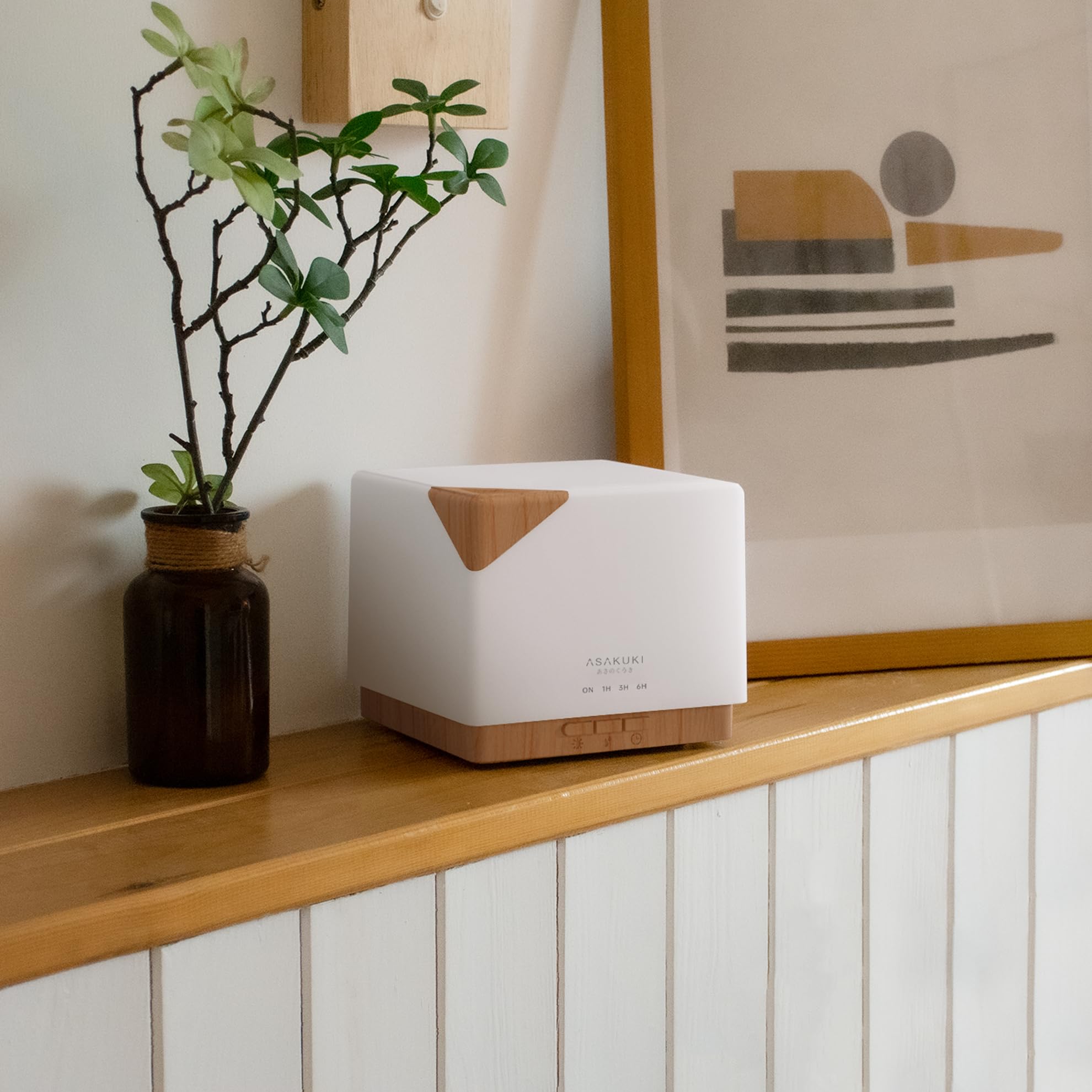 A thoughtful ASAKUKI diffuser makes a handy gift for any home.