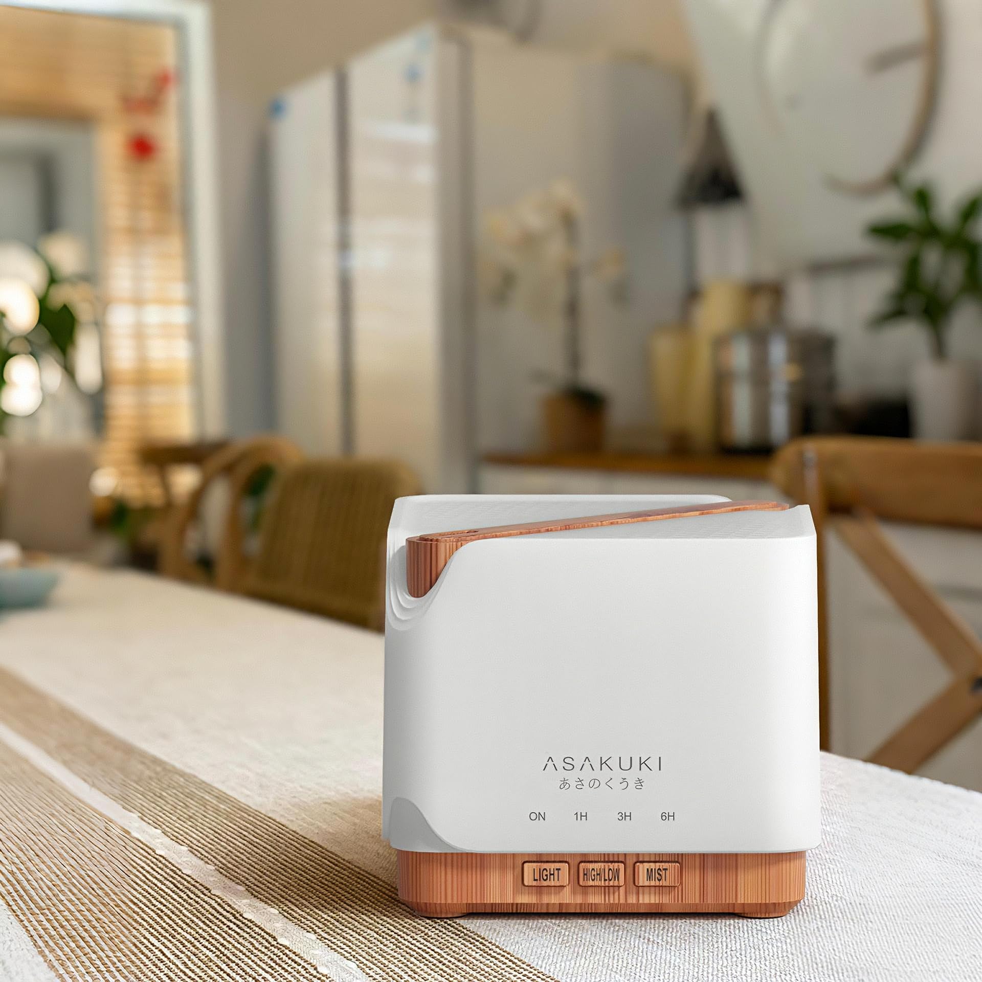 ASAKUKI nightlight and diffuser light for reading and relaxing.