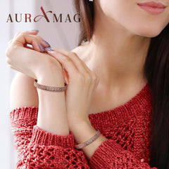 Auramag 6-magnet 3500gauss copper bracelet showing magnets for potential wrist comfort