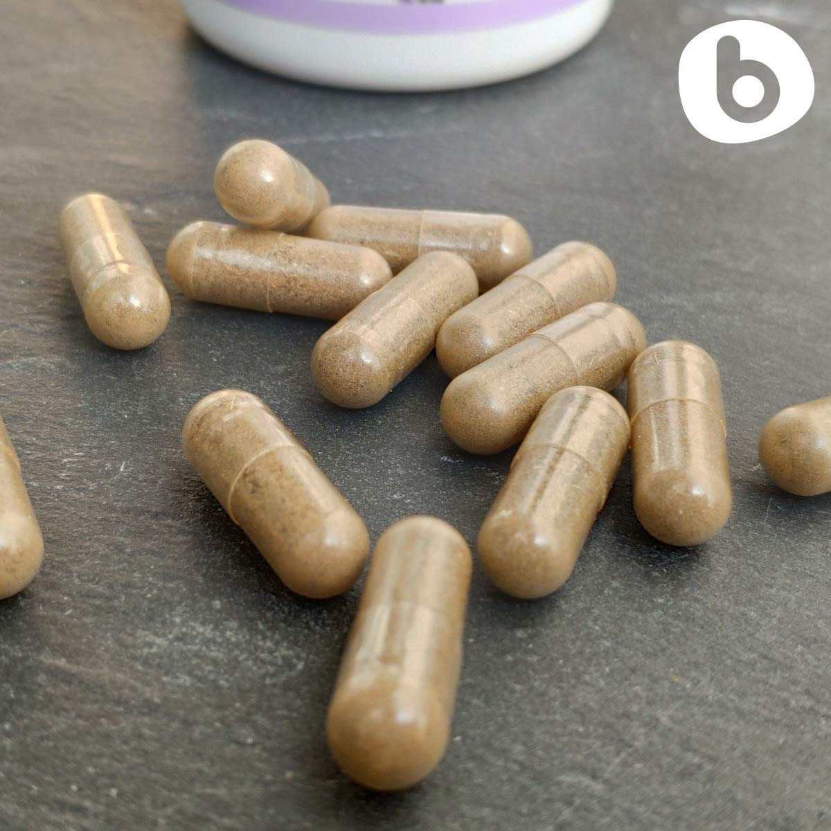b Organic Lavender Capsules label detail highlights clean ingredients.