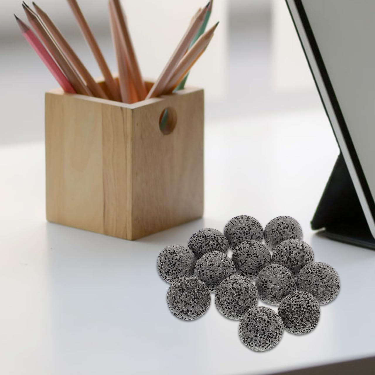Baluue desk-use diffuser stones provide subtle scent with no heat