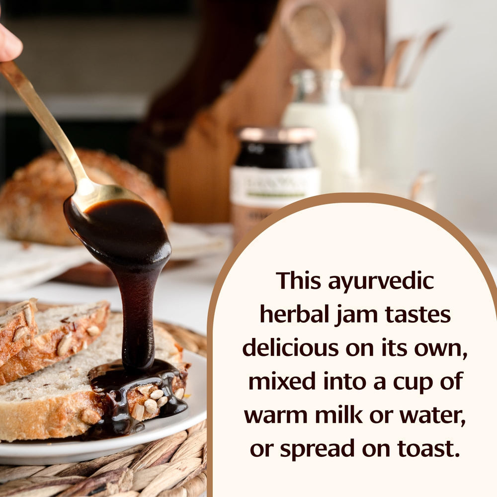 Banyan Botanicals Chyawanprash raw honey-ghee blend lends smooth texture and flavor.