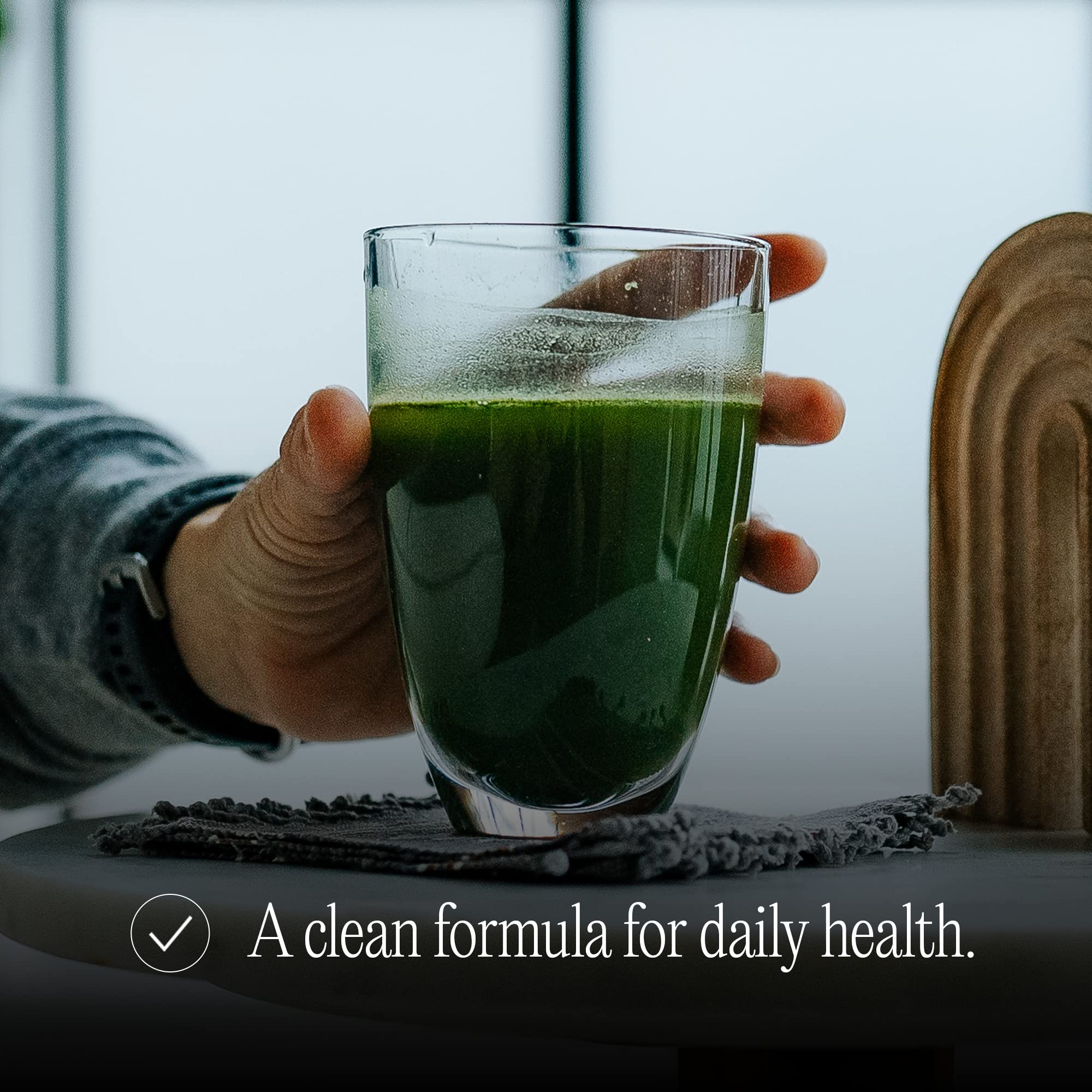 BARE PERFORMANCE NUTRATION Strong Greens ingredients include wheat grass and beet juice.