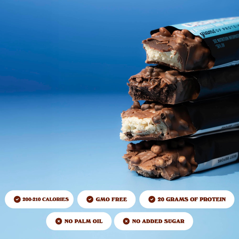 Barebells Chocolate Dough bar – chocolatey bite and 20g protein for on-the-go snacking.
