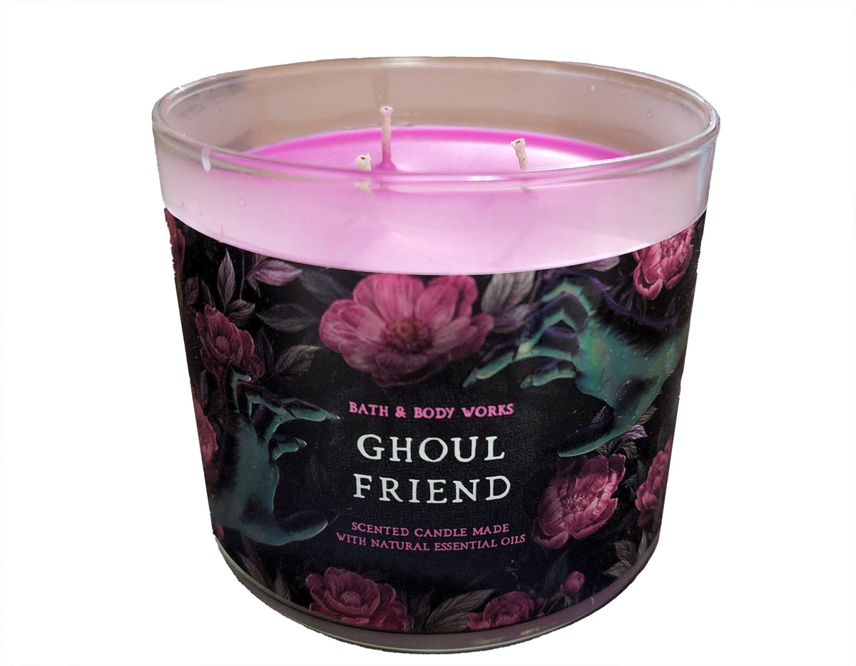 Bath & Body Works Ghoul Friend 3-wick candle jar promotes a strong, even burn.