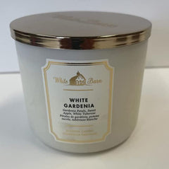 Bath & Body Works White Gardenia 3-Wick Candle enhances living spaces with enduring floral fragrance.