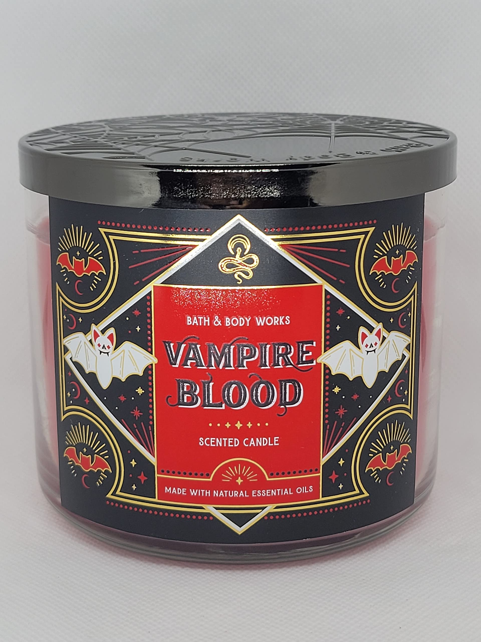 Bath & Body Works Vampire Blood jar detail highlights 3-wick design for even burn.