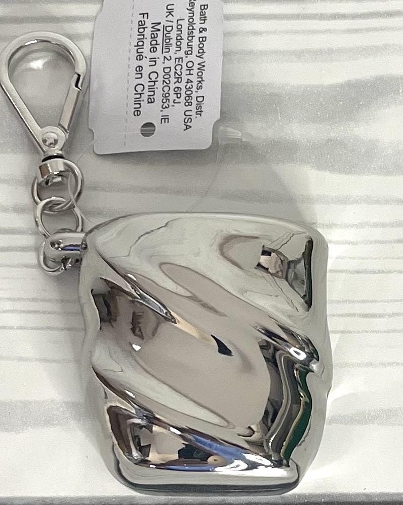Bath & Body Works PocketBac holder captures durable design for daily routines