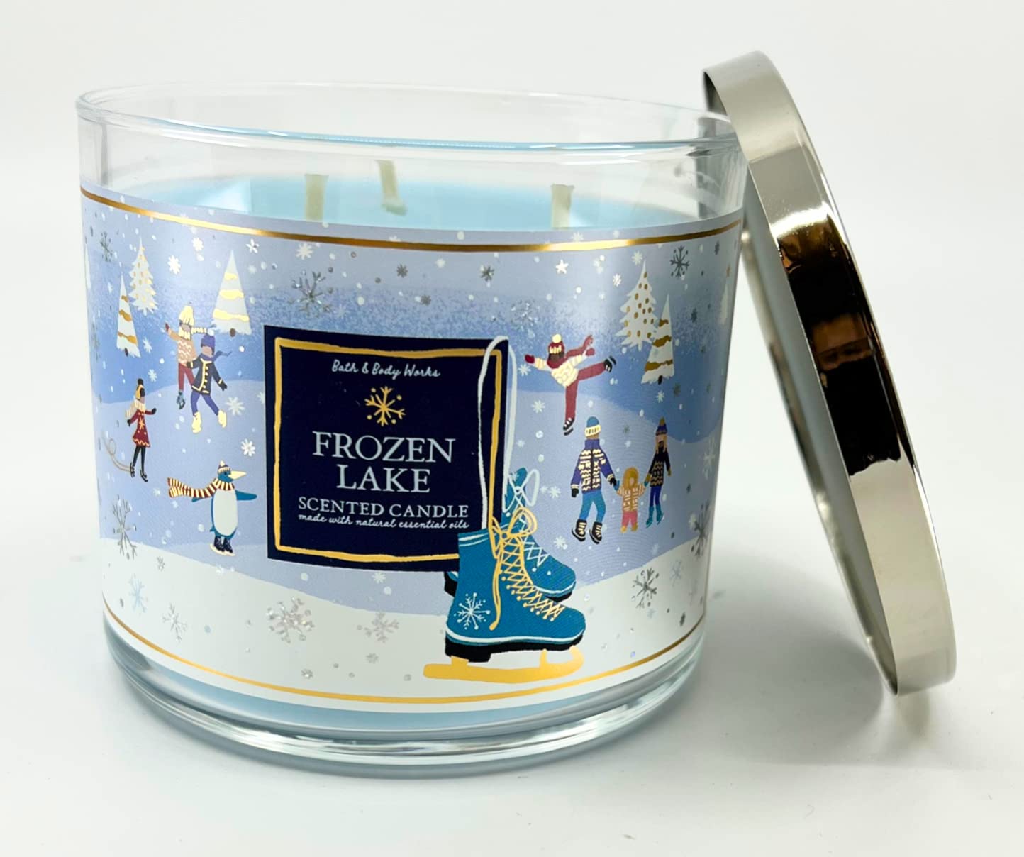 Bath & Body Works White Barn candle Frozen Lake close-up showing the three wicks