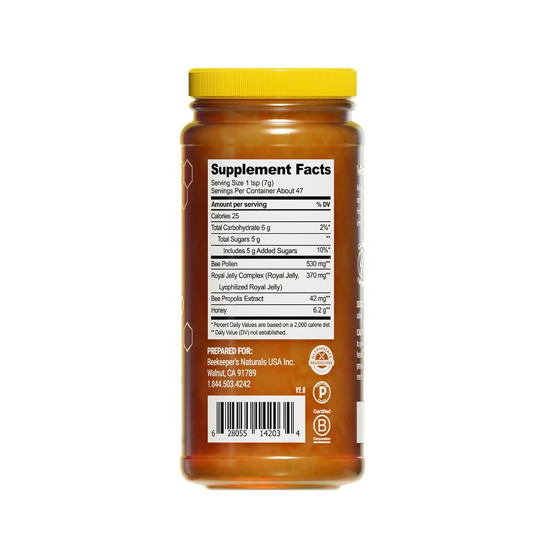Beekeeper's Naturals Superfood Honey jar close-up highlighting propolis and immune-supportive mix.