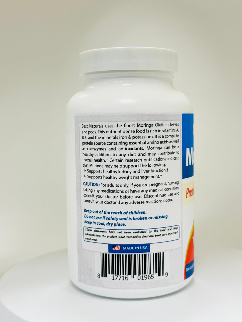 Best Naturals Moringa Extract packaging front, highlighting non-GMO and gluten-free attributes.