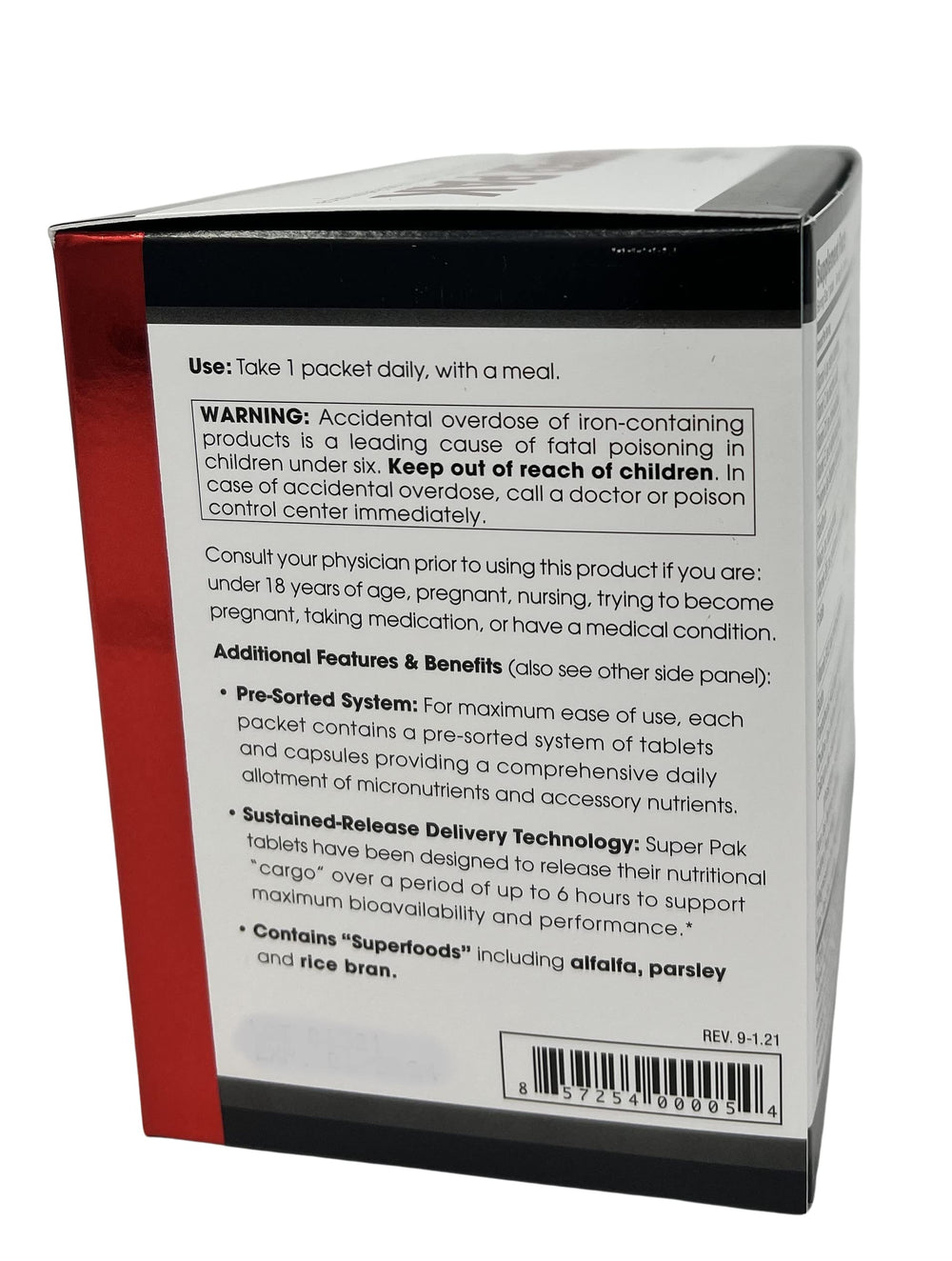 Ingredients label close-up on Super Pak showing chelated minerals for better utilization.