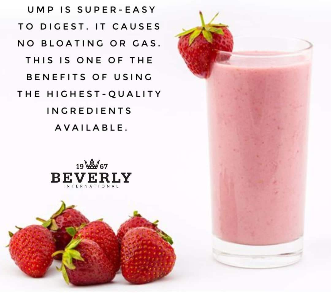 UMP Strawberry ingredients list emphasizing high-quality milk protein