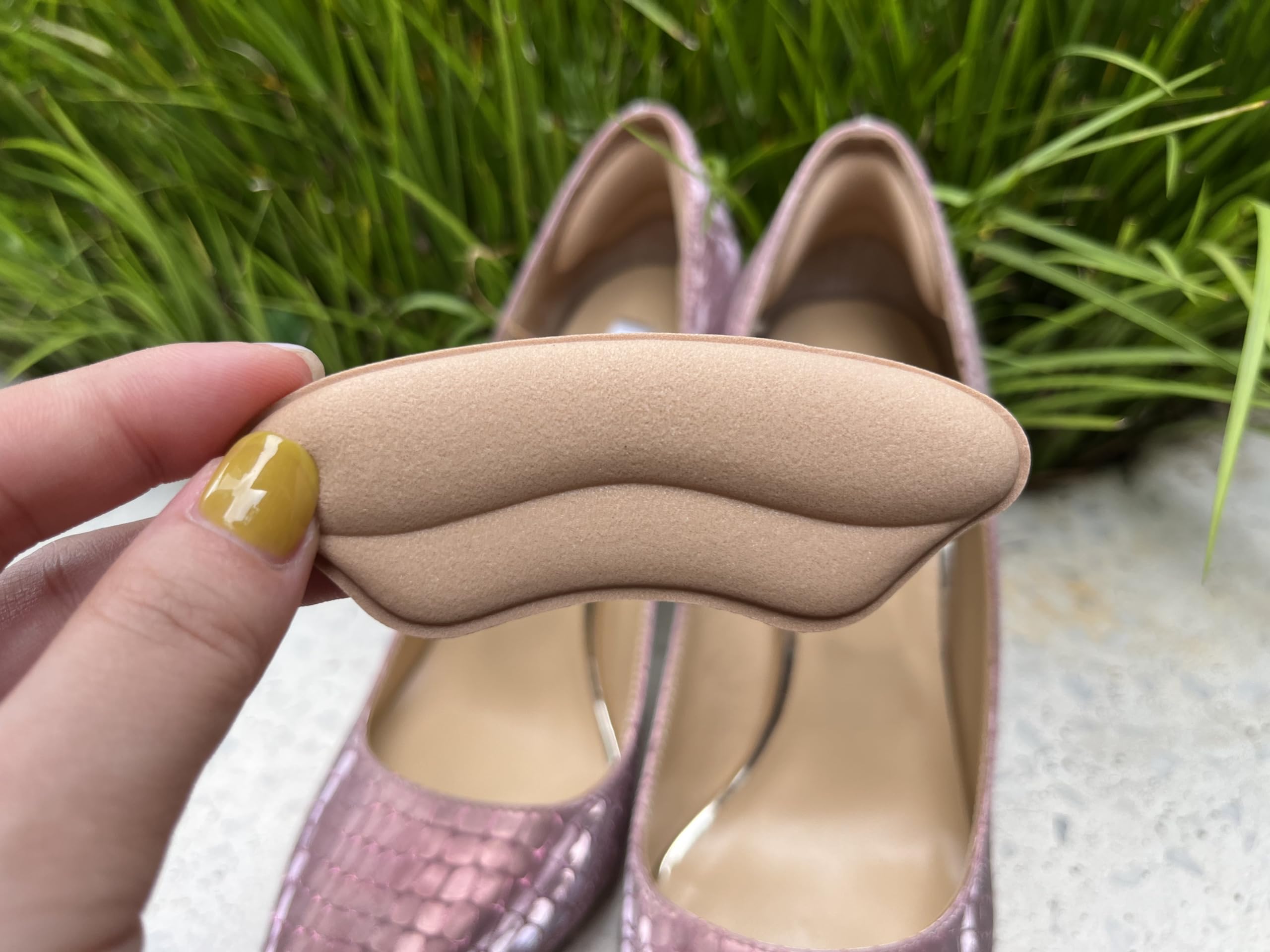 BIGIICO heel pad grip inside shoe showing non-slip hold
