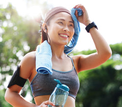 Body Mint Sport fresh breath use image suggesting all-day confidence.