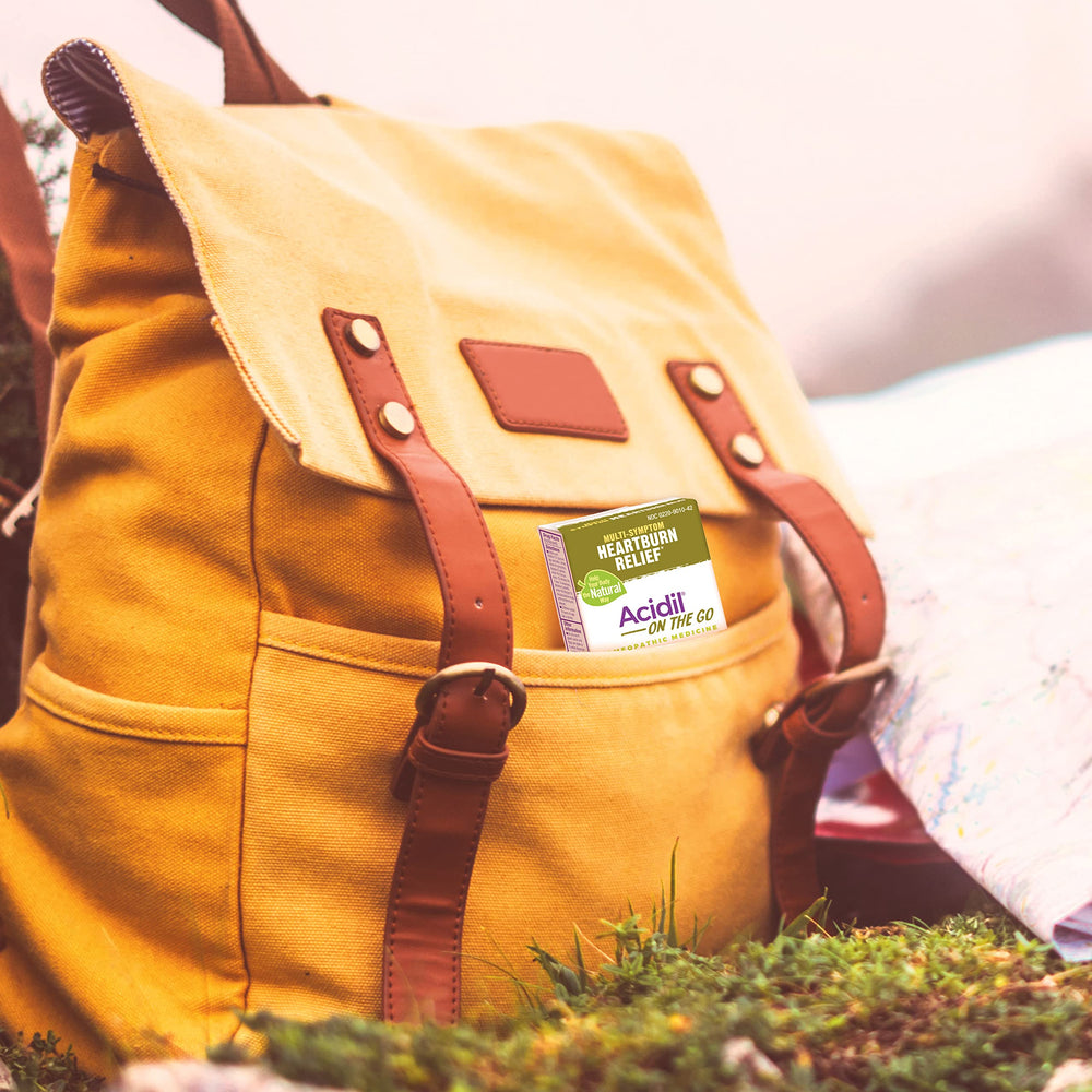 Plant-based actives and natural ingredients support gentle relief.