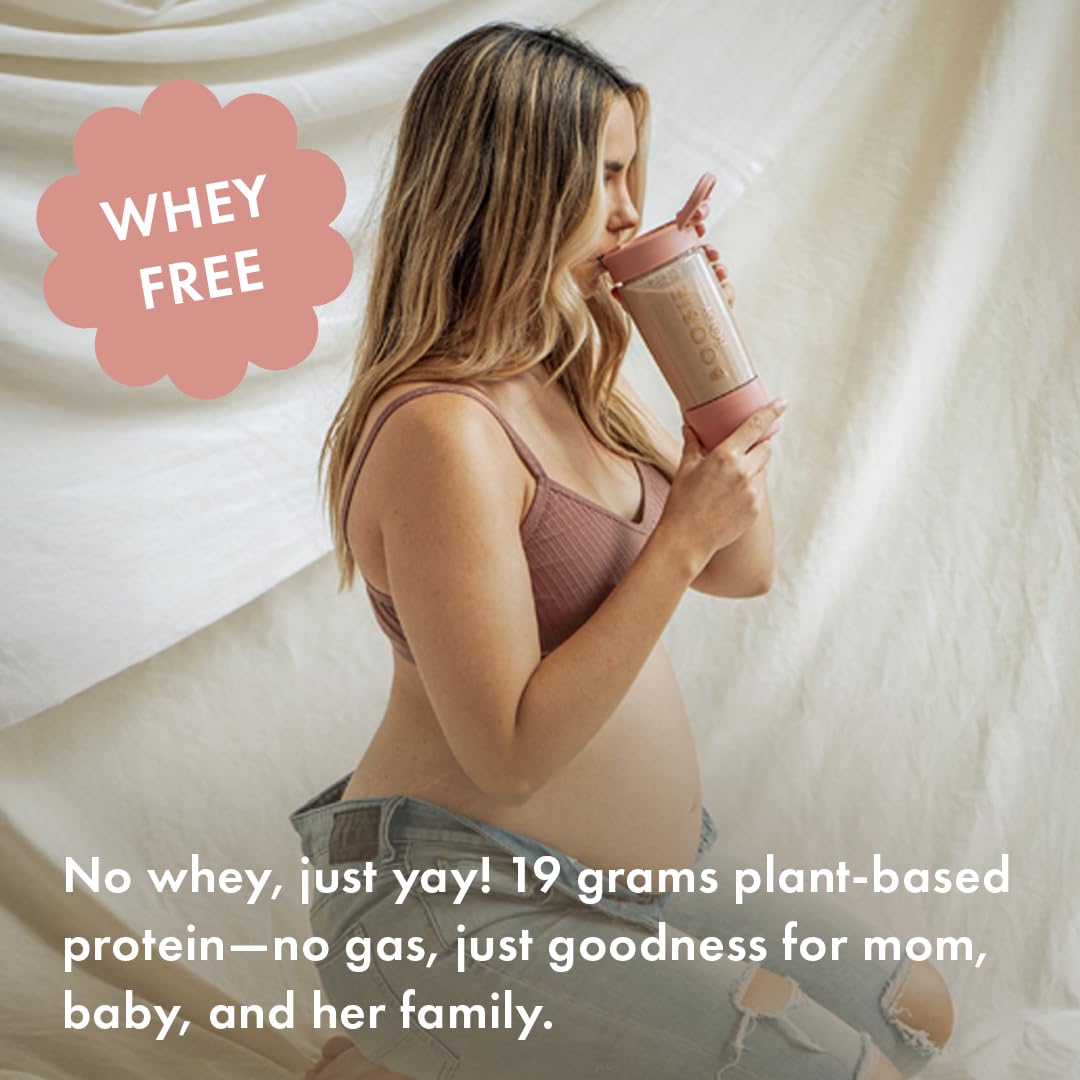 Boobie Body organic superfoods bottle highlighting nutrient-rich plant ingredients.