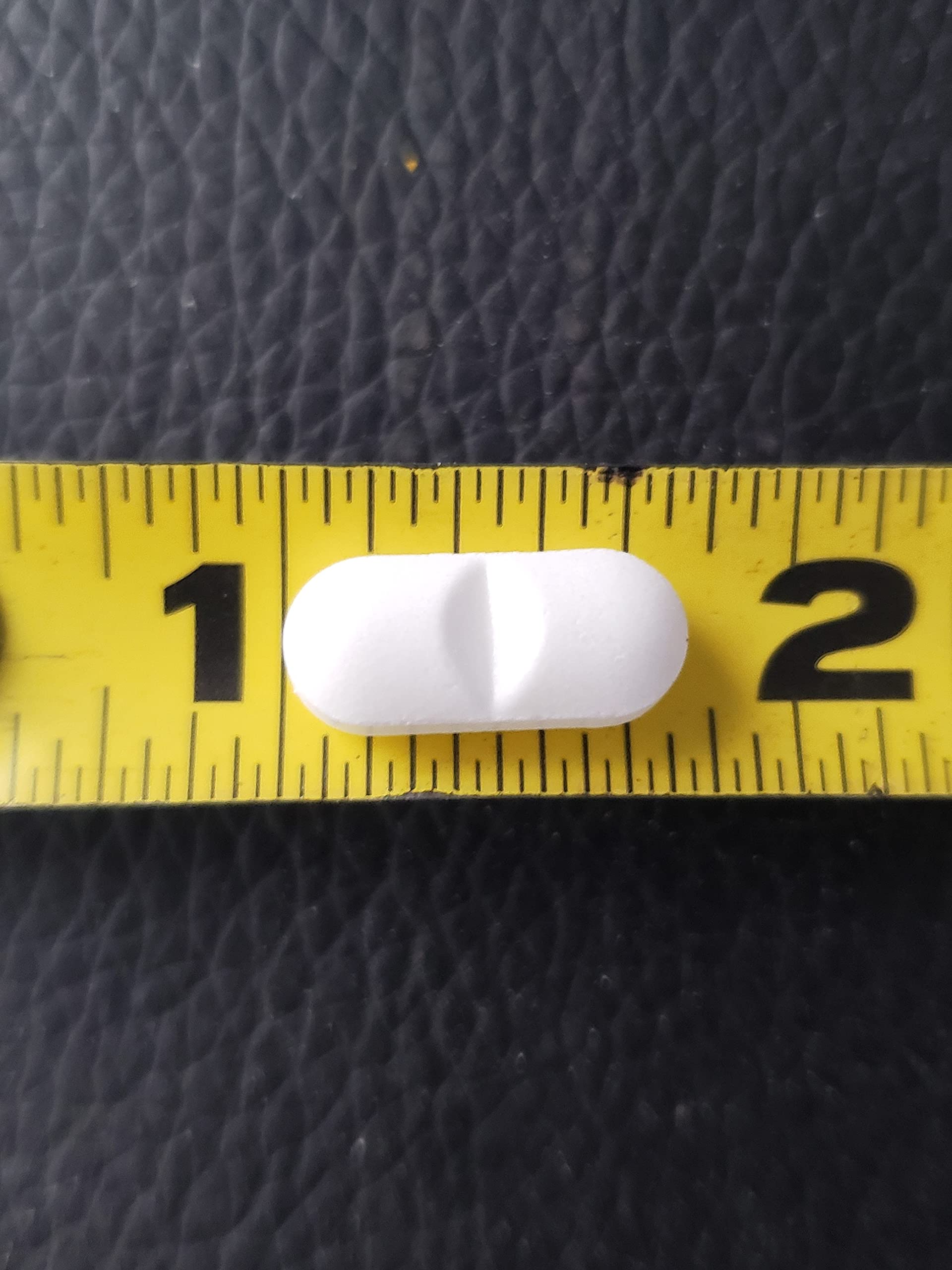 BoroTab 30 mg tablets closeup—compact tablets for easy daily intake.