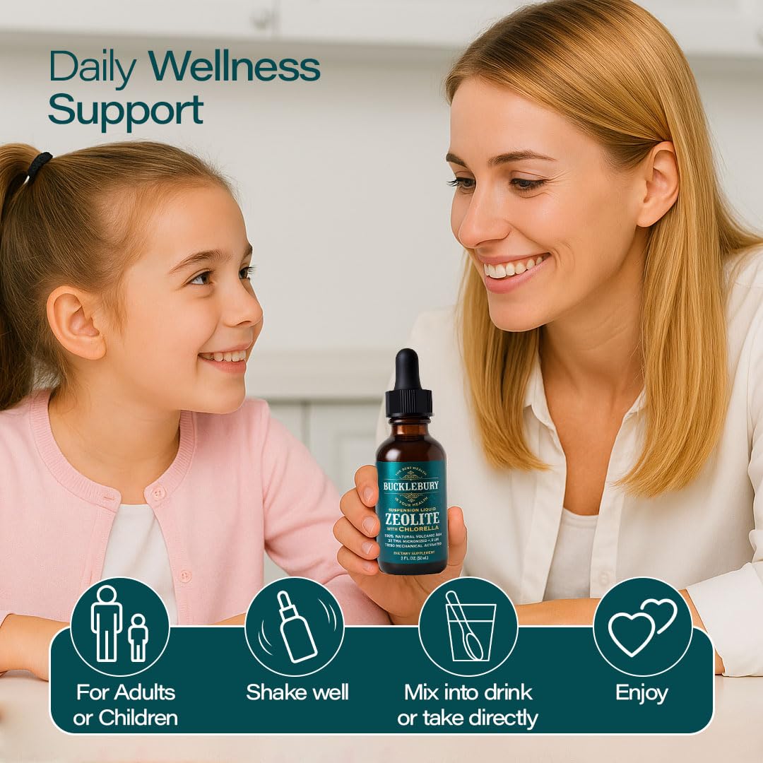 BUCKLEBURY Chlorella ingredient visual highlights chlorophyll-rich nutrition.