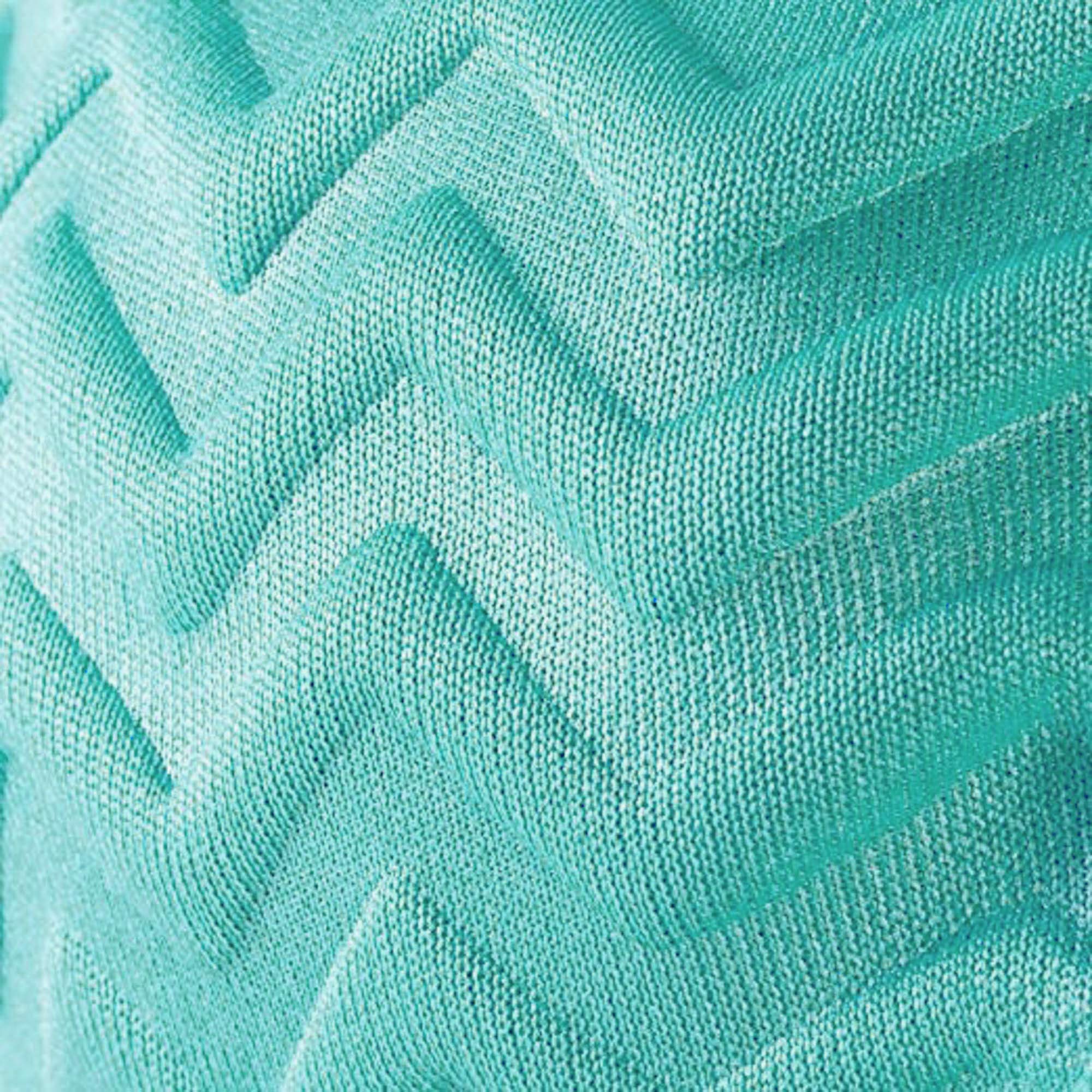 Bucky Chevron Eye Mask contours for comfortable, lightweight wear during flights.