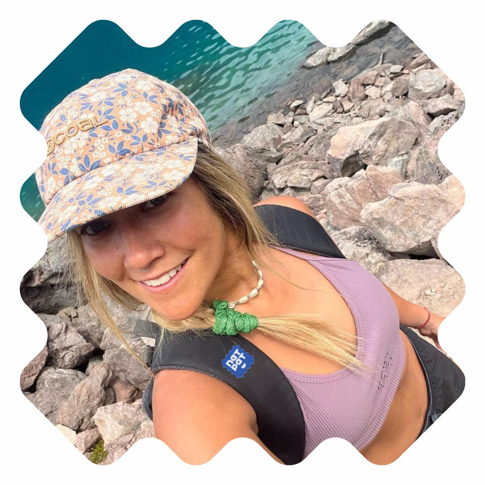 BUZZPATCH NATPAT used during outdoor activity like hiking