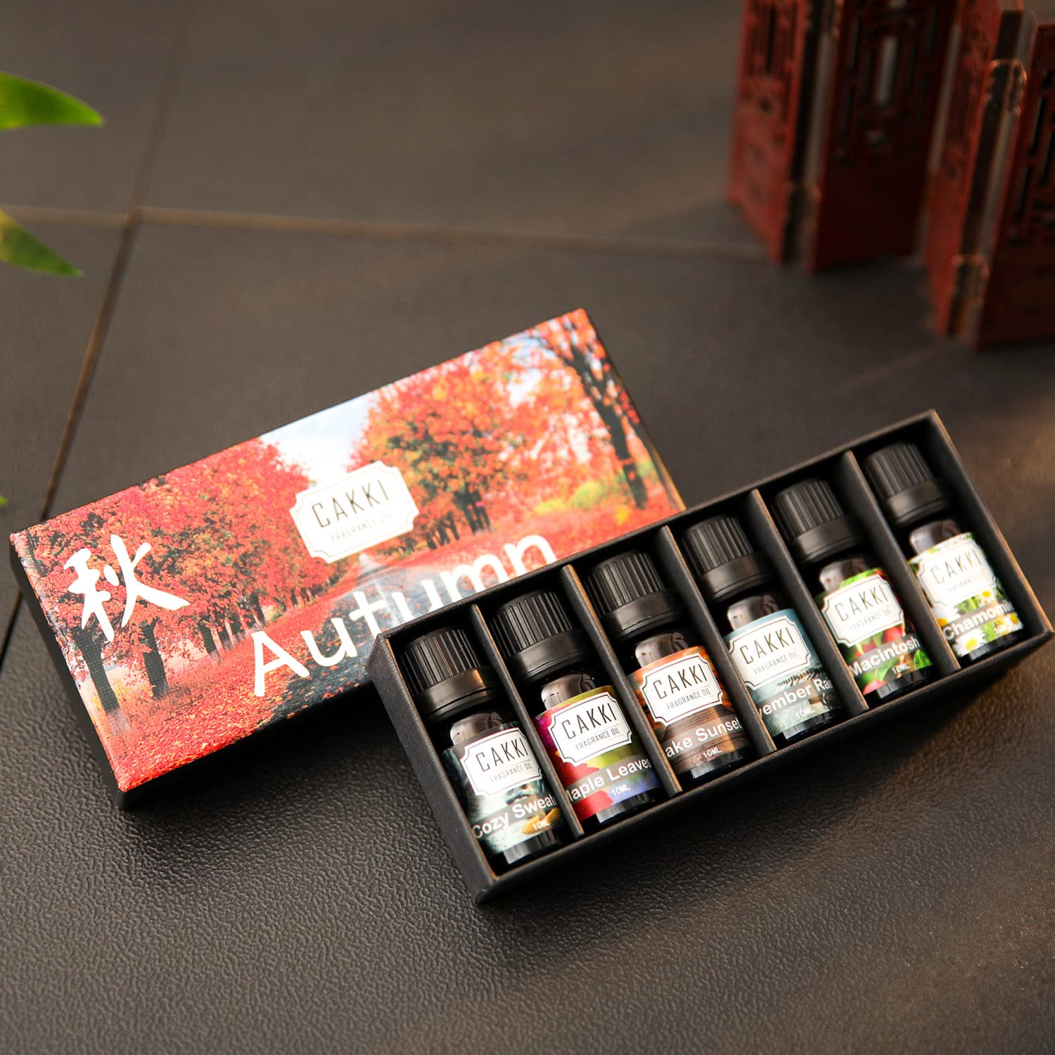 CAKKI Autumn Gift Box front view highlighting premium set for gifting