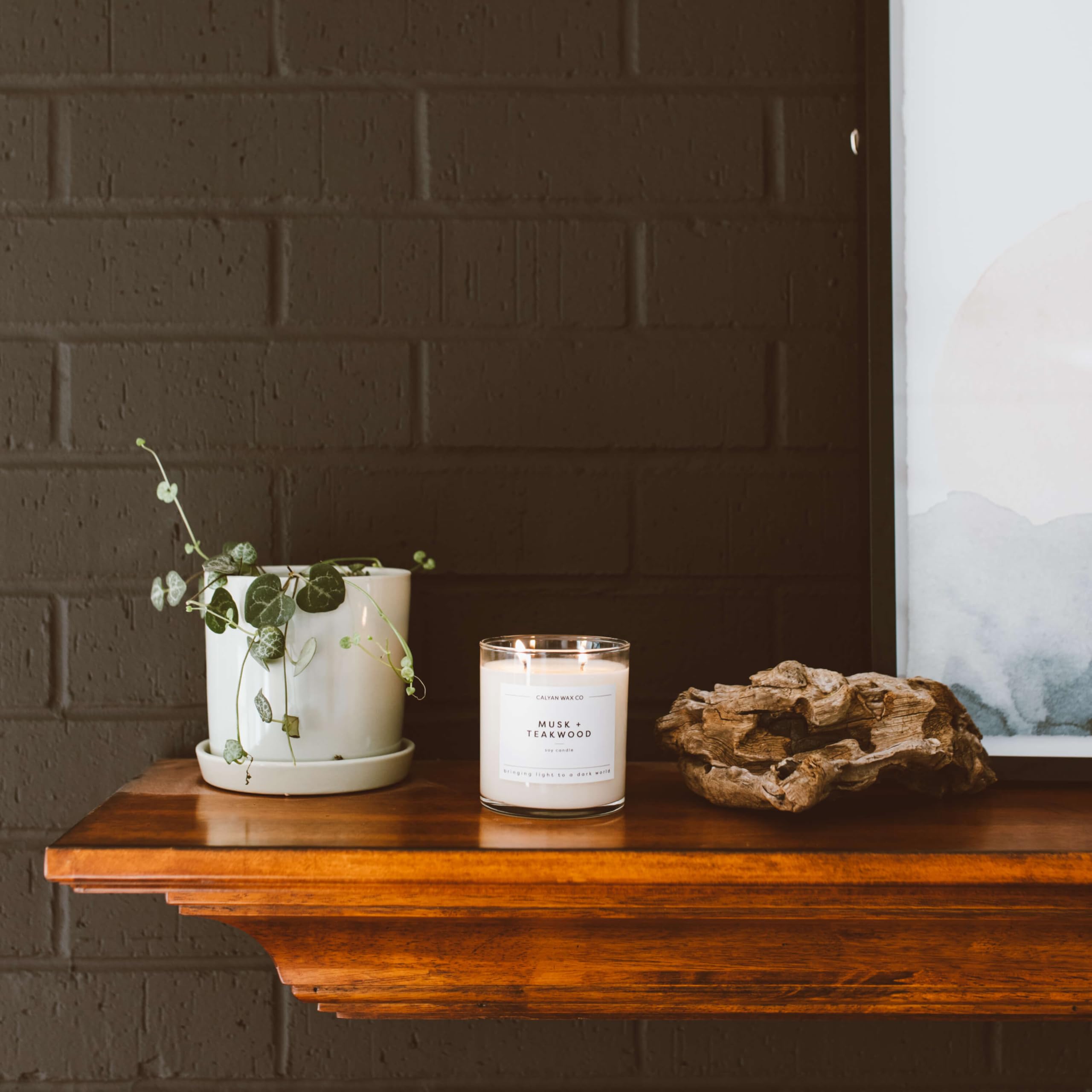 Calyan USA-made vegan cruelty-free paraffin-free formula for a pure burn.
