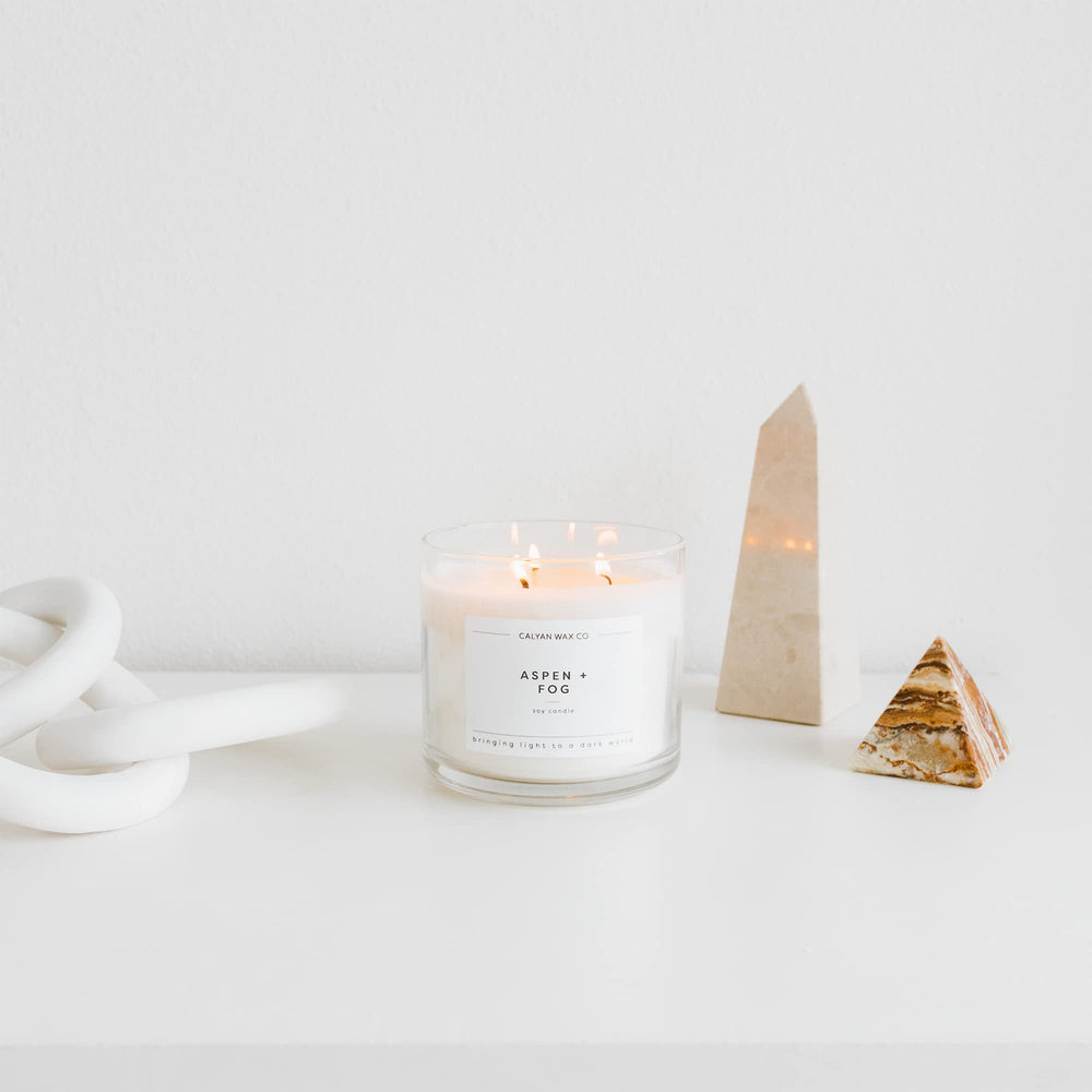 Calyan Wax Co Aspen & Fog label detail, vegan and cruelty-free.