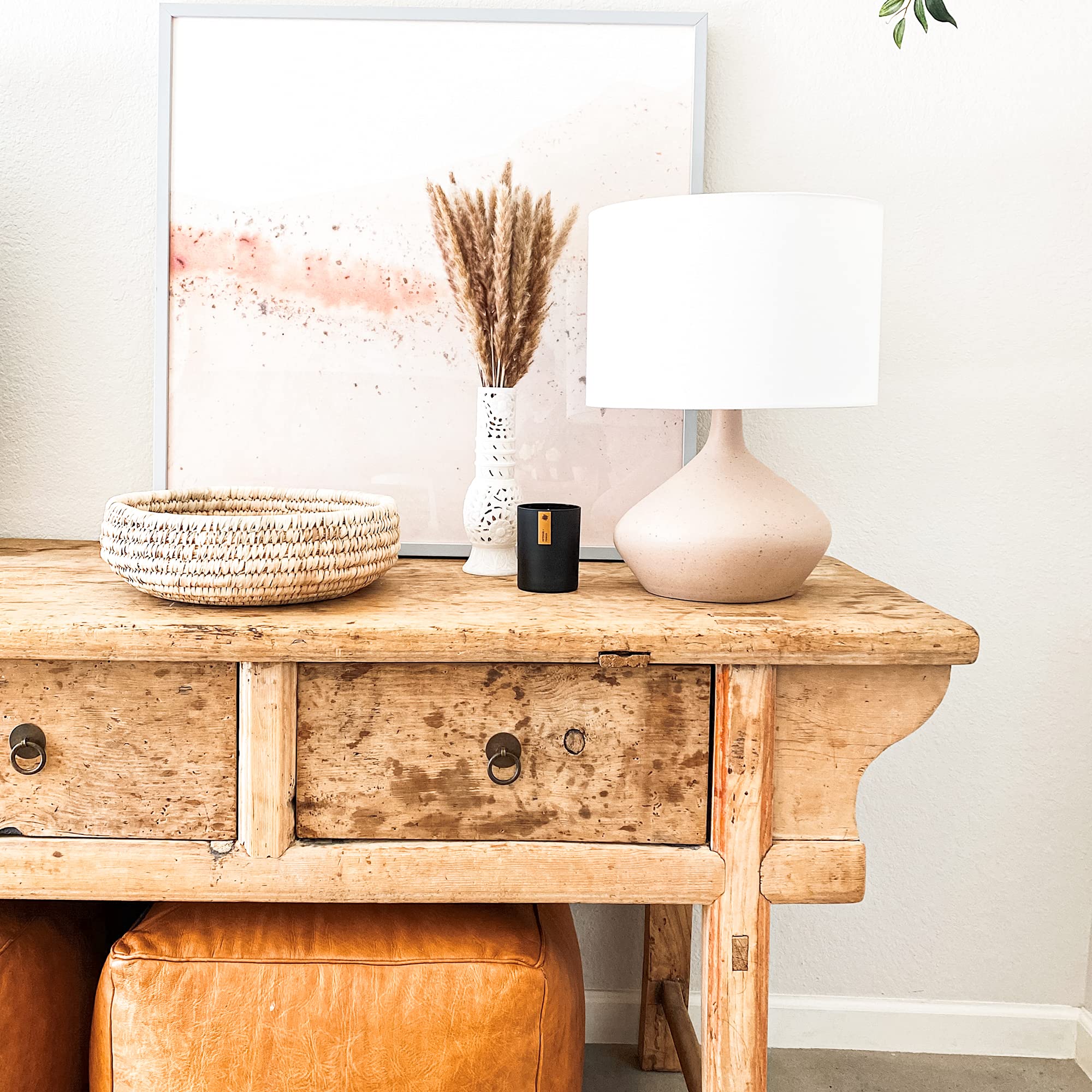 Calyan Wax Co Vetiver & Tonka candle creates living room aroma
