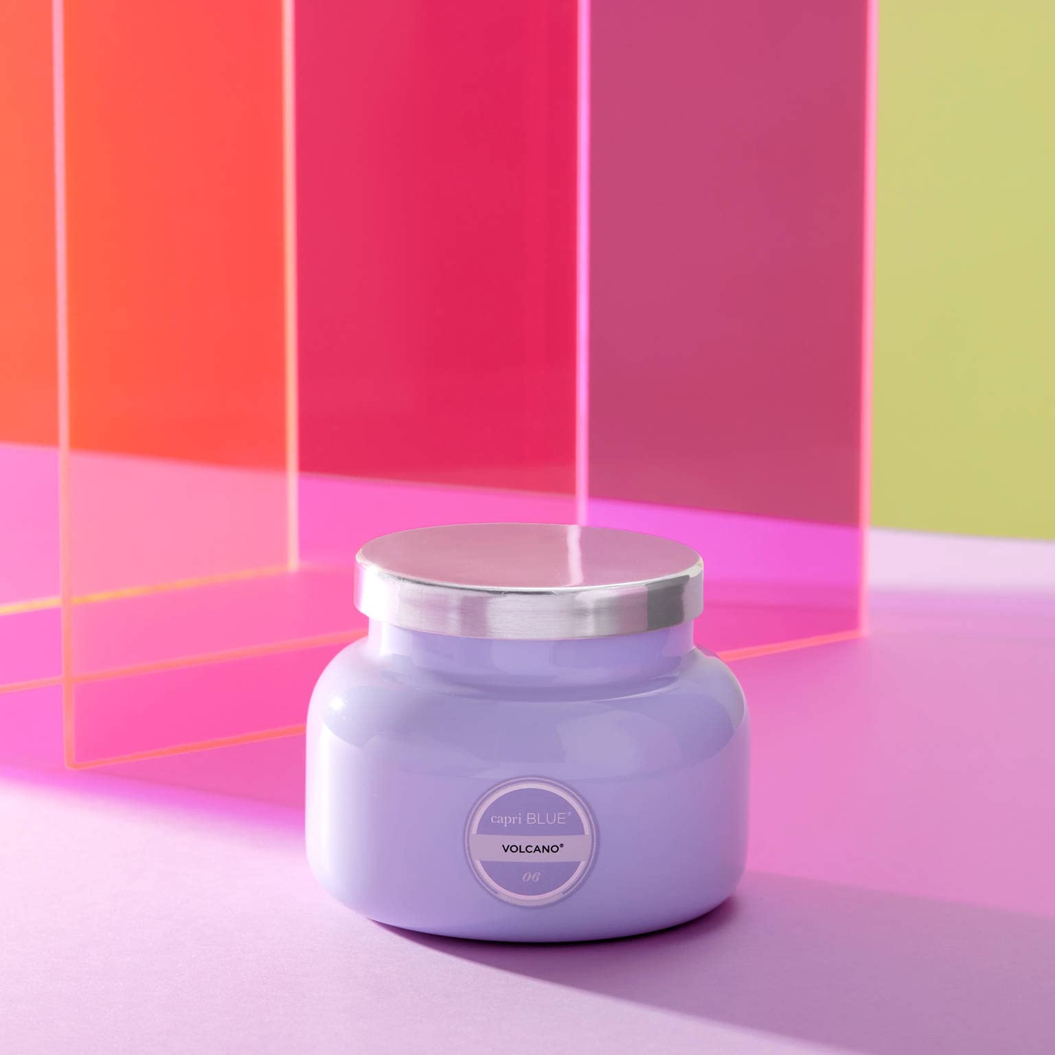 Capri Blue Volcano fragrance notes of tropical fruit and citrus