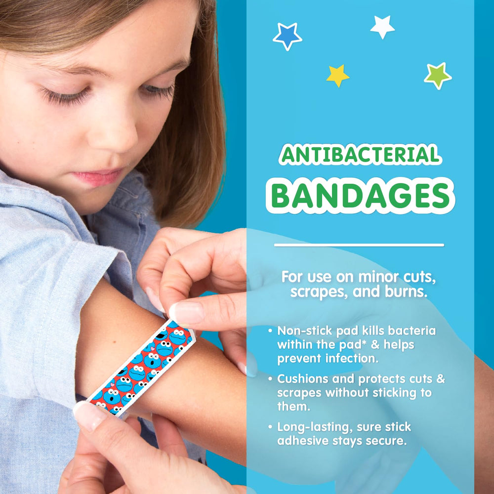 Long-lasting adhesive bandages stay put after easy wrapper opening