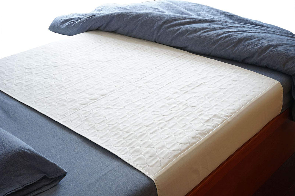 Careboree queen underpad with 34x60 top layer protects bedding from spills.
