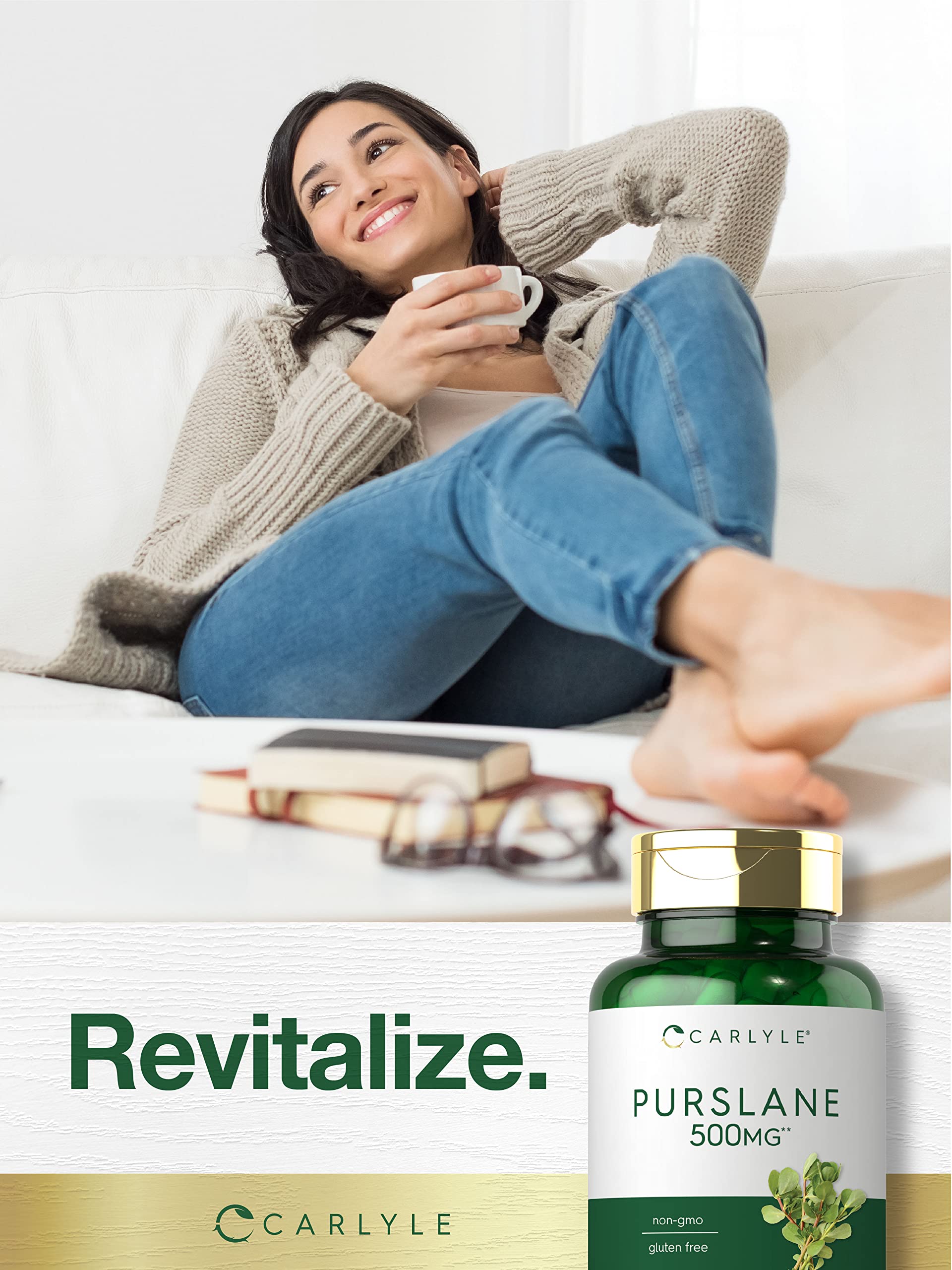 Carlyle Purslane capsules pour demonstrates convenient daily serving.