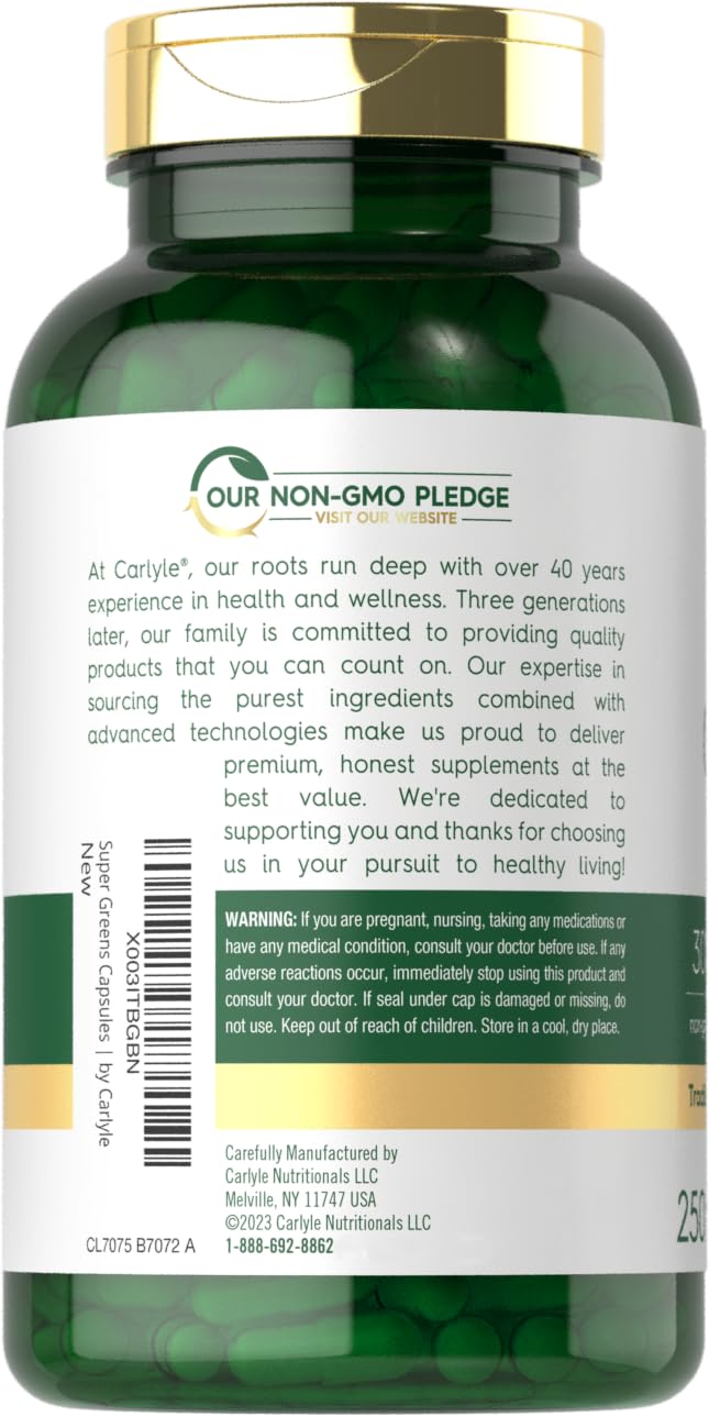 Carlyle Super Greens capsules close-up highlight vegetarian capsules.