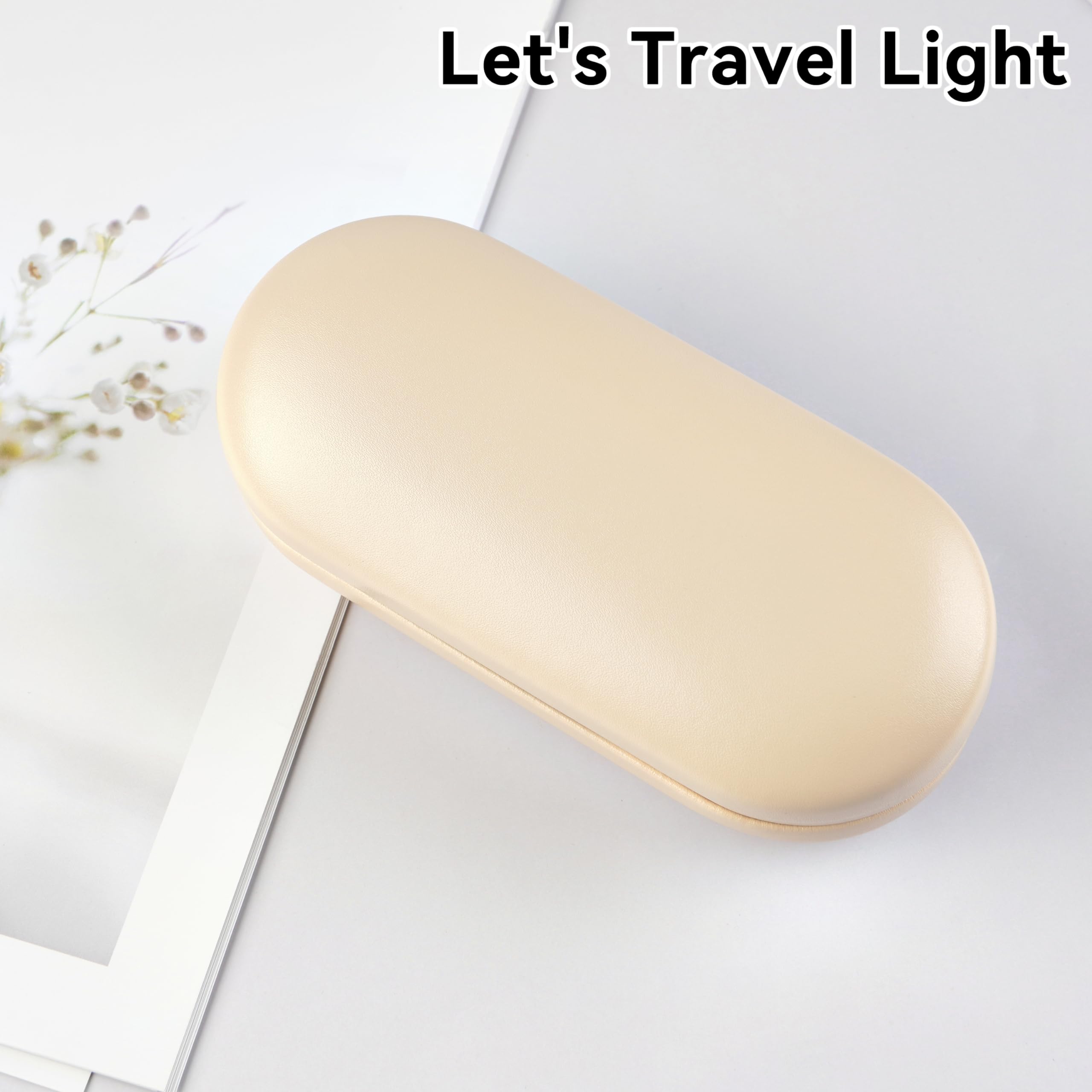 Cauyuan eyeglass case durable material closeup, built to withstand daily travel.