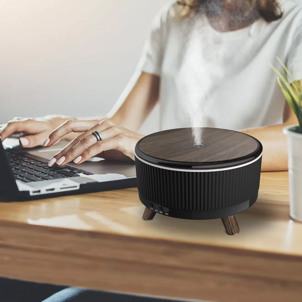 Cechlicht 500ml diffuser desk-office setup supports focused work