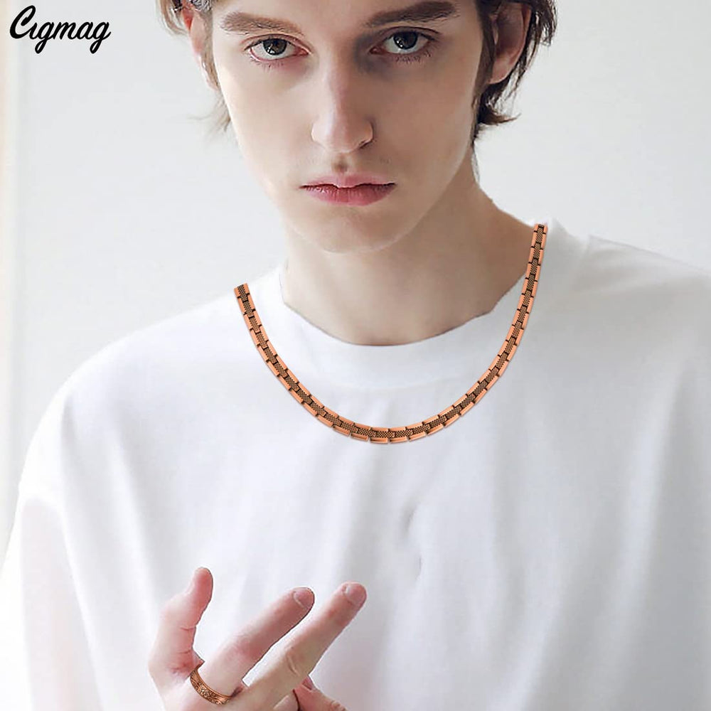 Cigmag hypoallergenic copper material safe for sensitive skin.