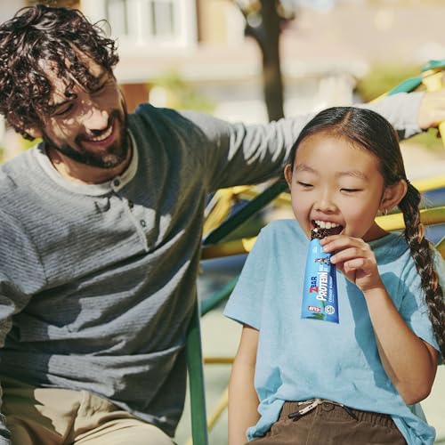 Organic rolled oats form the wholesome base of Clif Kid Zbar Protein.