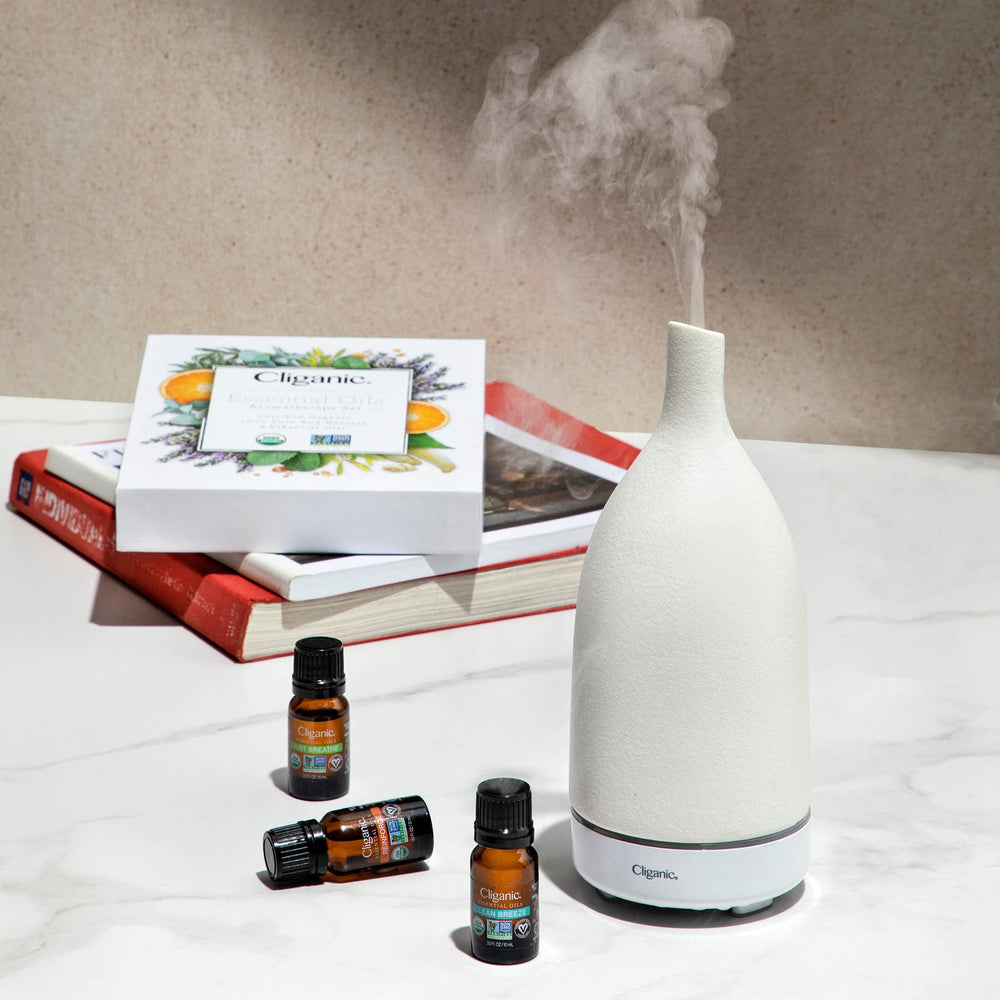Packaging variation for Cliganic Frankincense oil with new look.