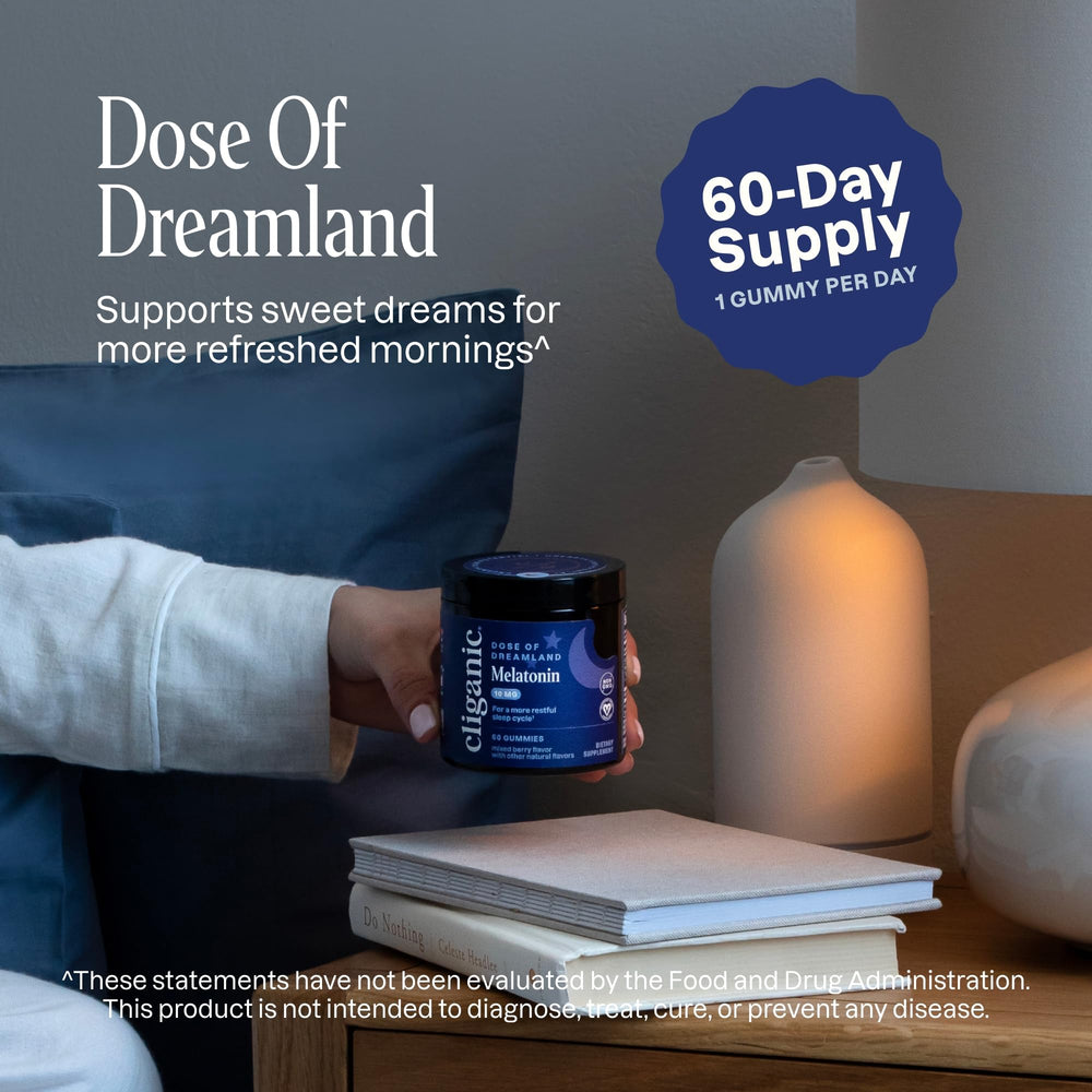 Cliganic Melatonin Gummies vegan kosher gluten-free icons emphasize allergen-free formula.