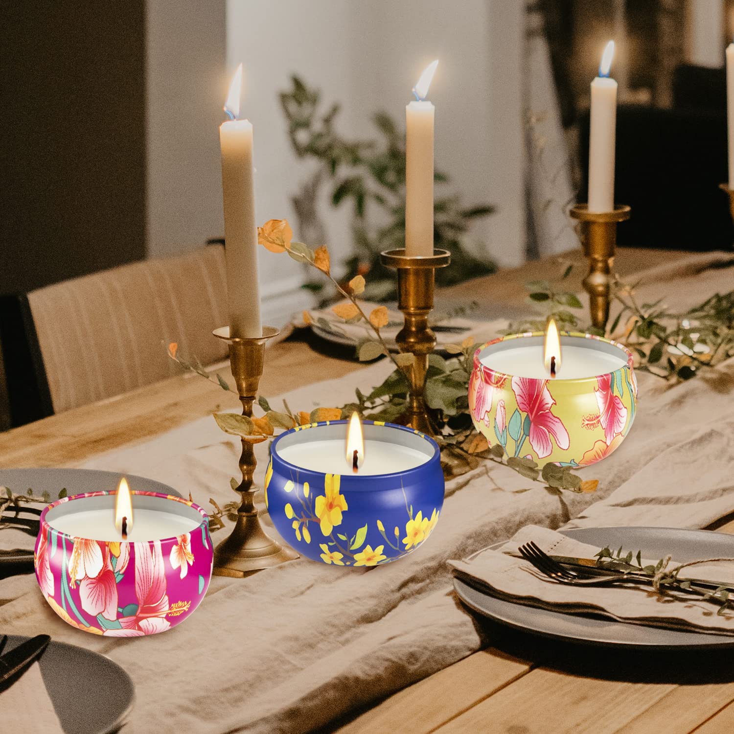 CLTNIKET lavender-pattern candle creates a calm, inviting atmosphere.