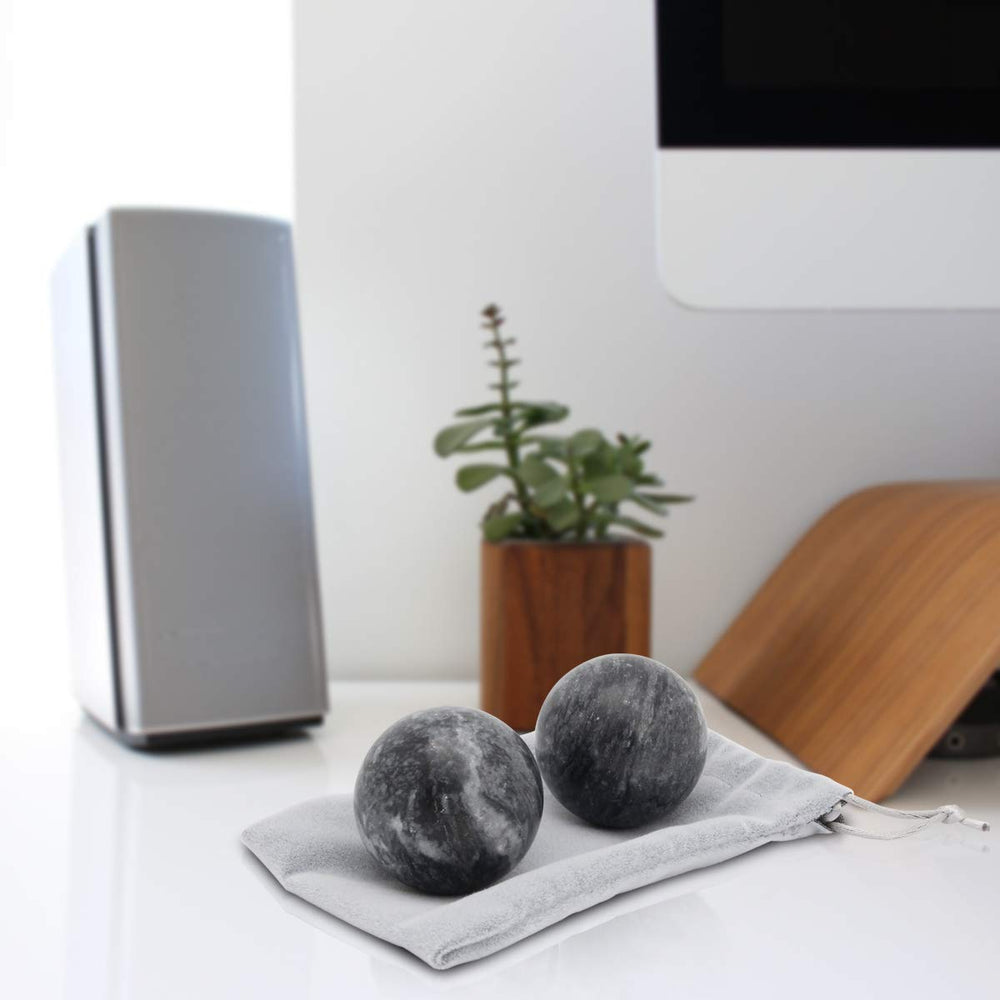 Coolrunner carry bag keeps Baoding balls organized for travel and practice.