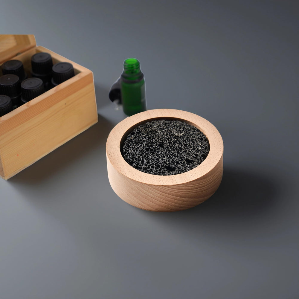 CUIYKAI wooden-base diffuser closeup highlighting natural materials