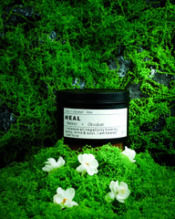 CULACEE Amber brain-balance candle close-up highlighting mood-friendly energy