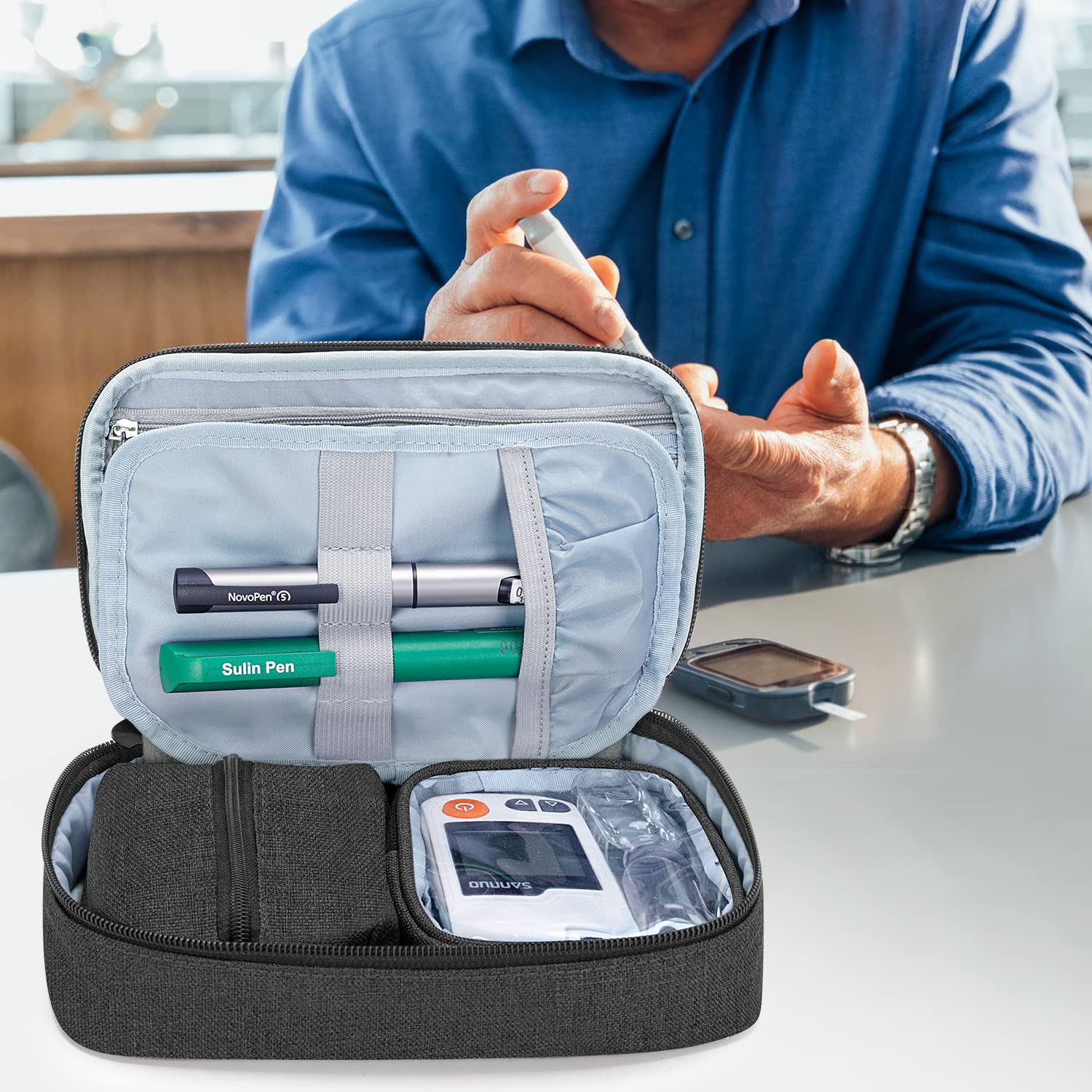 CURMIO compact travel strap enables easy carrying of diabetes gear.