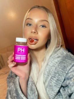 Daily-use gummies from Curvy Body Bears CBB Perfect PH for easy self-care routine.