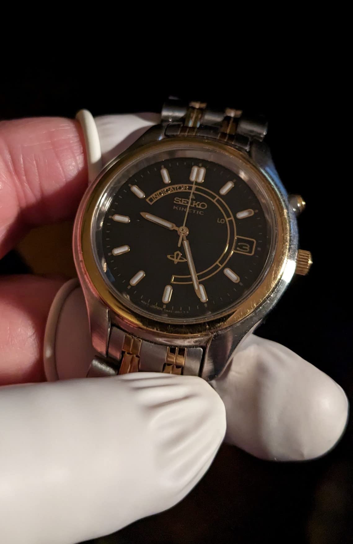 Cuttte latex finger cots assist electronics and watch repairs.