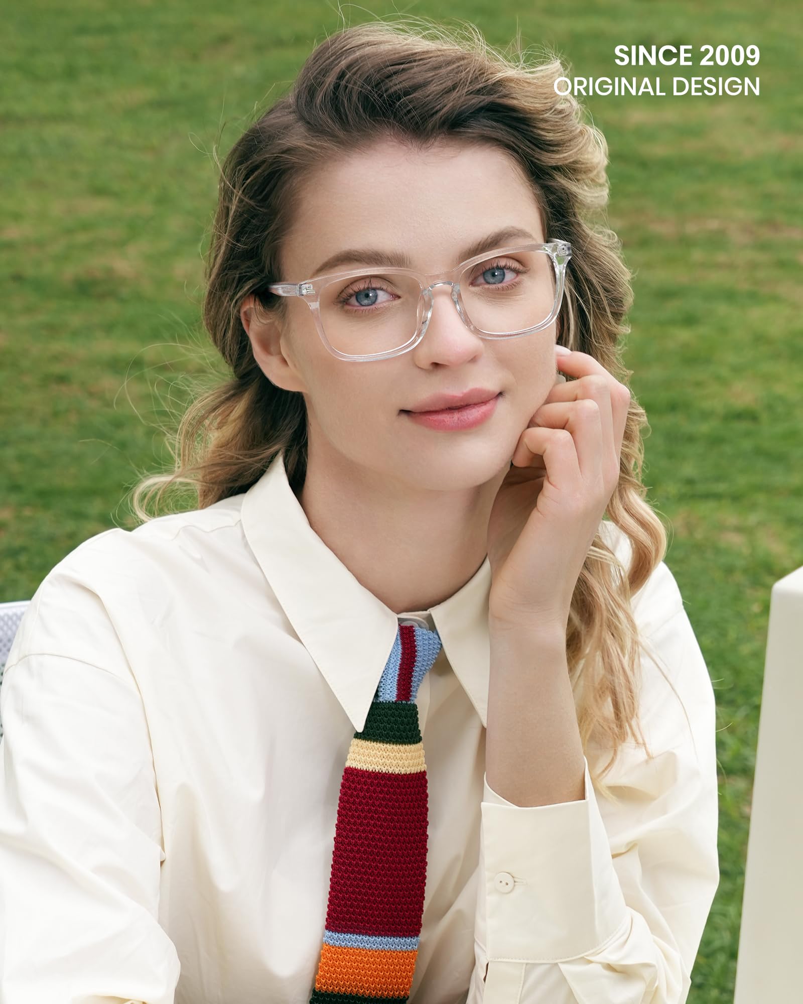 Cyxus crystal lenses filter blue light while preserving natural color